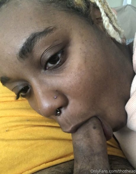 金髪の小人オンリーファンズ トップ 写真