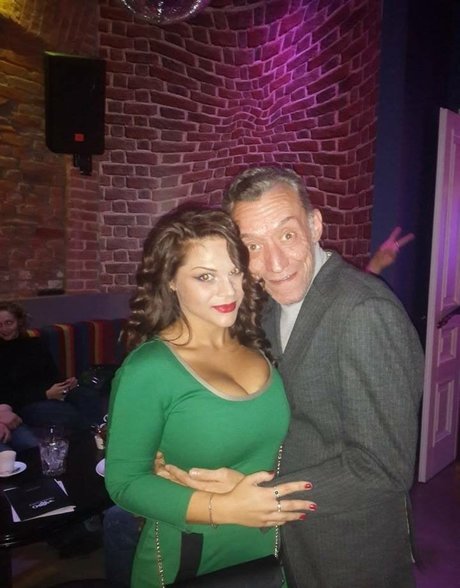 Maria Von Zarring ポルノスター アート 写真