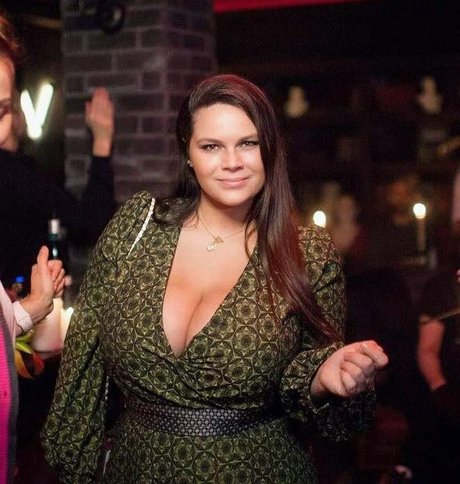 カップルのオンリーファンズ 限定 アーカイブ