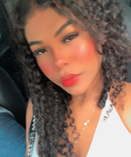 eemykkjj 完璧なモデル 画像