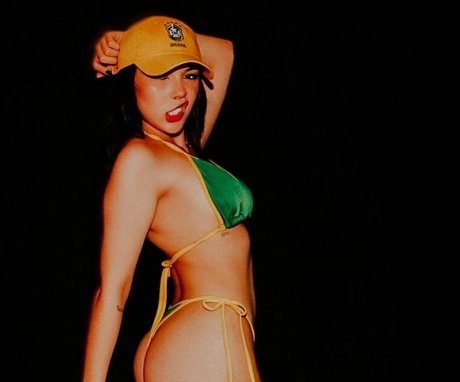 Anna Kisue アートモデル アーカイブ