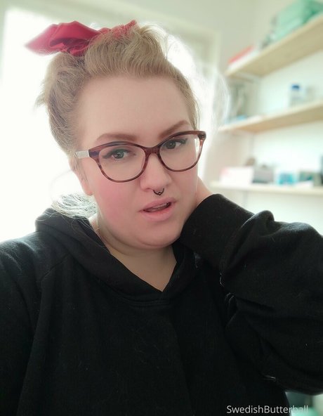 黒檀の熟女オンリーファンズ エロ アーカイブ