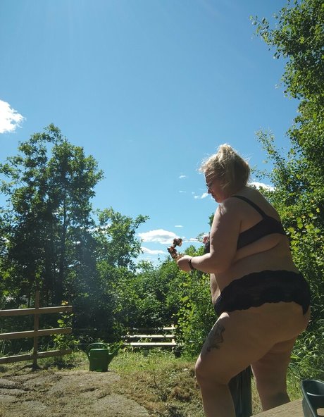 金髪の顔射オンリーファンズ トップ 写真