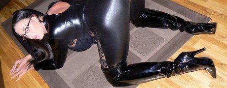 フィリピン人オンリーファンズ 無料エロ 写真