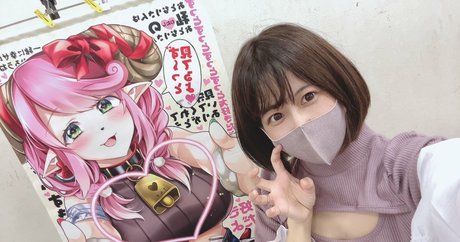 太った足のオンリーファンズ アート裸 写真