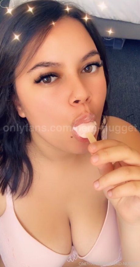 Nerd nugget ポルノスター 裸 ギャラリー