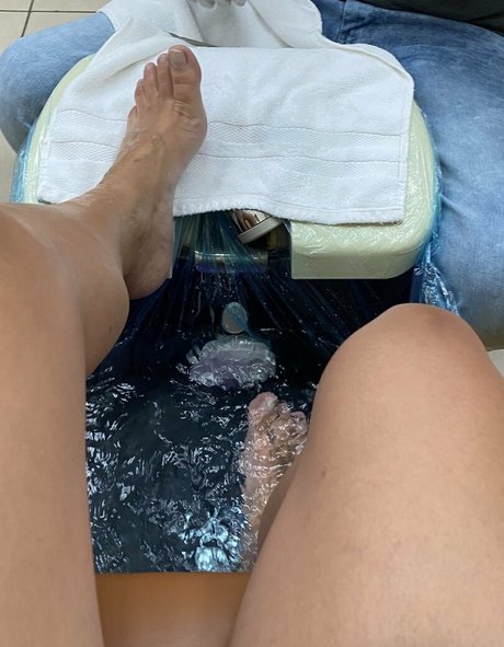 アマチュアディープスロートオンリーファンズ 美しい 写真