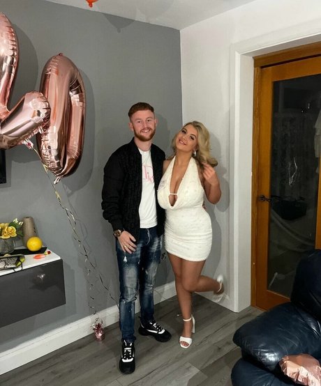 Jazmineblouise ポルノスター ヌード 画像