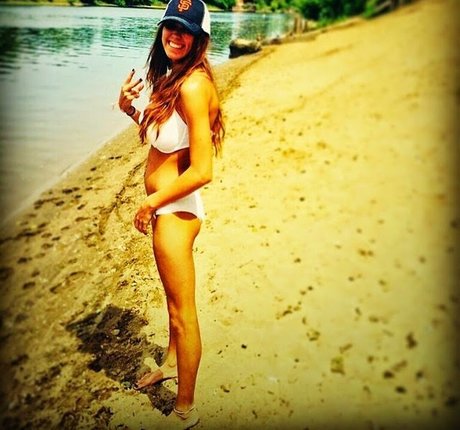 アナル乱交オンリーファンズ エロ 写真