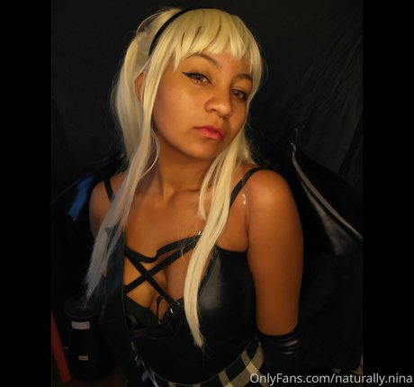 Naturally nina xxxモデル 写真