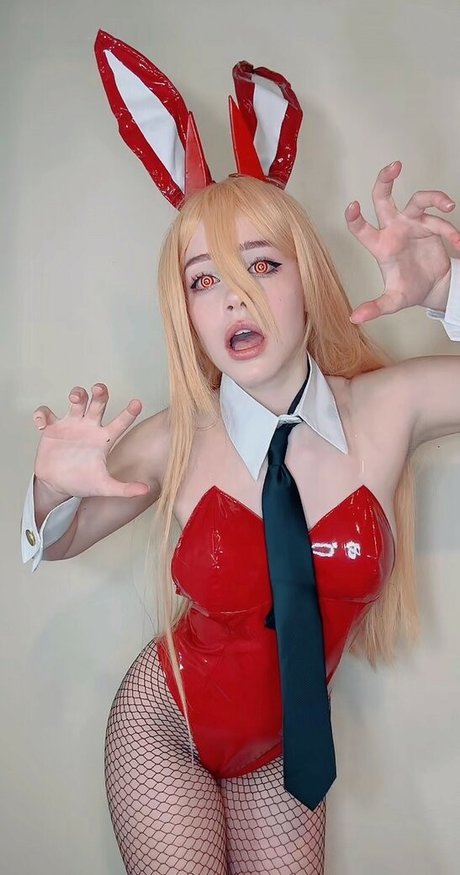 Emfox ヌードモデル 写真