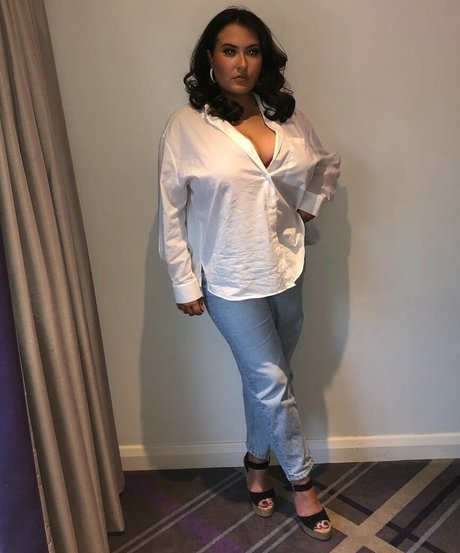 Darci Ormiston セクシーなスター ギャラリー