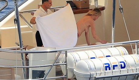 Melanie Griffith ポルノモデル 画像