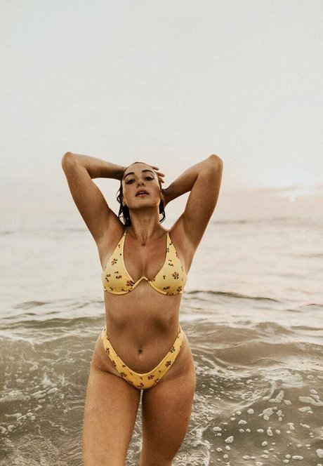 Clairenatalia_ セクシーなスター 写真