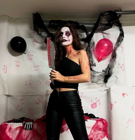 miriamvilloria ポルノモデル 写真