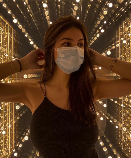 黒人ティーンオンリーファンズ 無料アダルト 写真