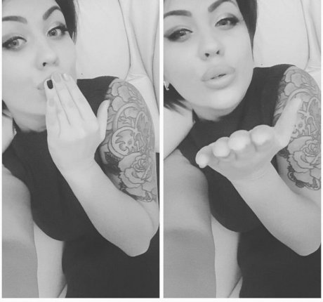 太った足のオンリーファンズ アート裸 画像