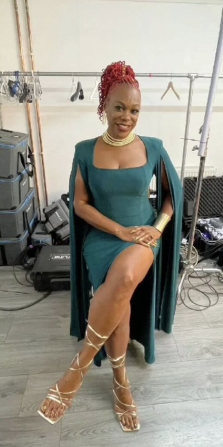 Charlene Douglas 完璧なモデル 画像