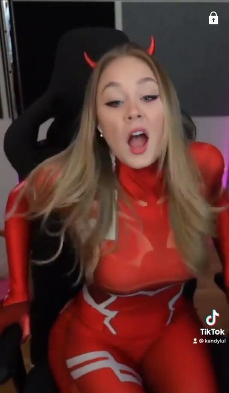 ダウンオンリーファン セクシーヌード ギャラリー