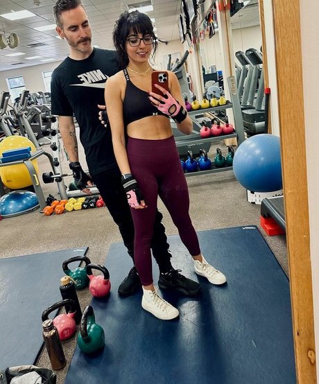 トランス熟女オンリーファンズ エロ アーカイブ