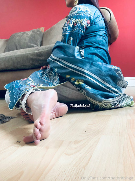 ぽっちゃりカップルオンリーファンズ エロ 写真