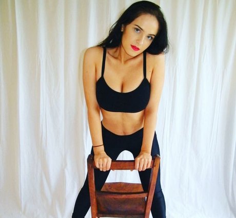 黒人3P オンリーファンズ ホット裸 画像