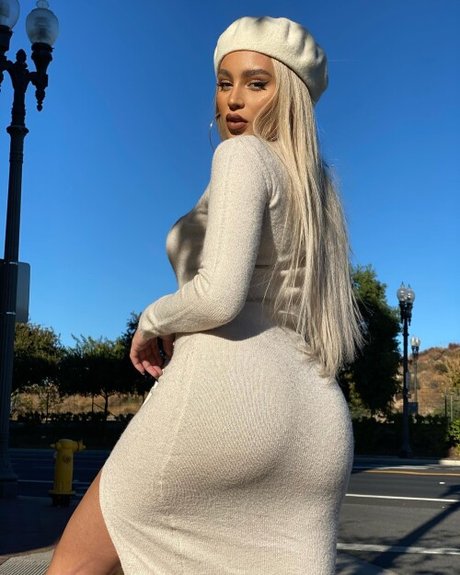 Valeria Mercado ホットなスター 写真