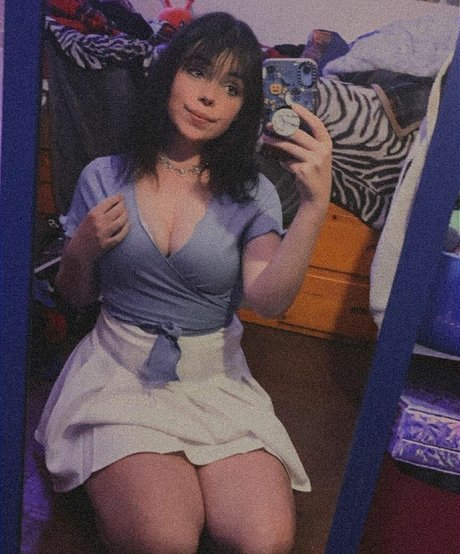 Daisyy mayyy 素敵なモデル 写真