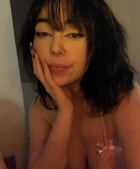 Daisyy mayyy 素敵なモデル 写真