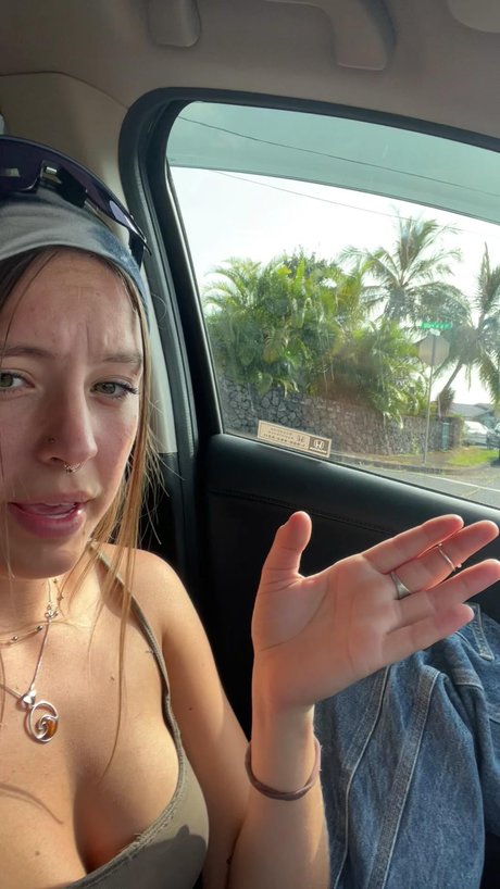 Peyton Coffee 裸の女優 画像