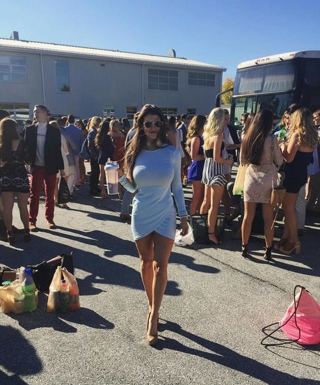 熟女アナルオンリーファンズ ホットxxx 写真