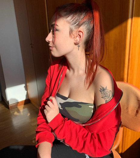 Candela Sartorius セックス女優 写真