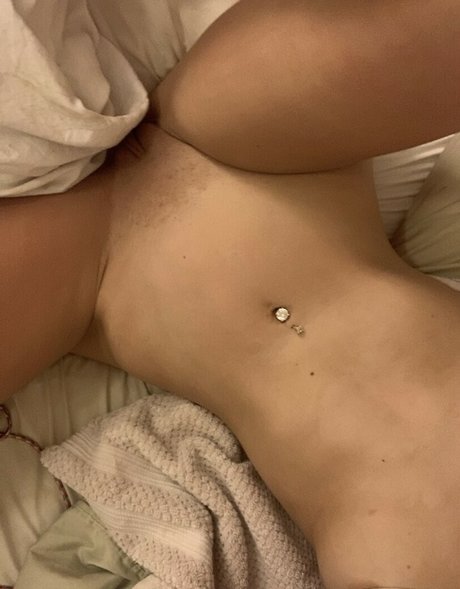 Savannahelisse ポルノスター セクシー 写真