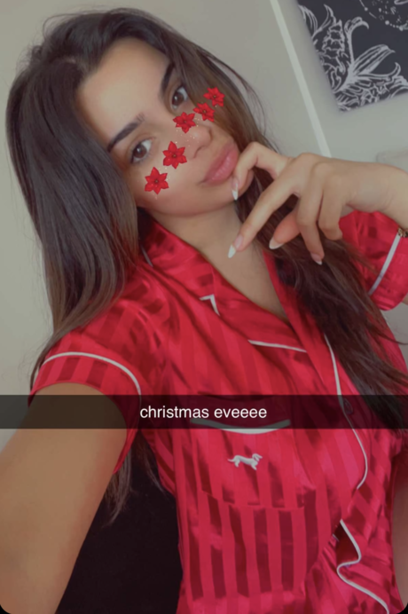 Celina Sharma 写真集