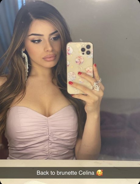 Celina Sharma ポルノスター パーフェクト 画像