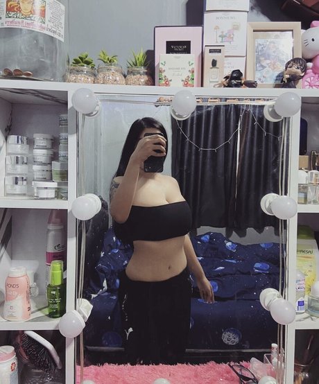 ジムガールズオンリーファンズ エロチック 画像