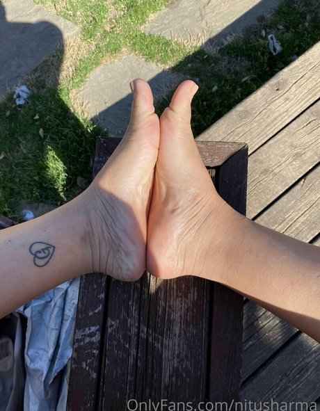 asmr 足 オンリーファンズ xxx 写真