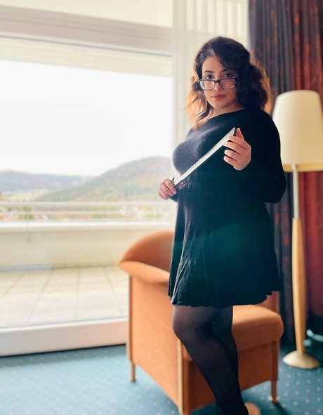 LGBTオンリーファン ポルノ 画像