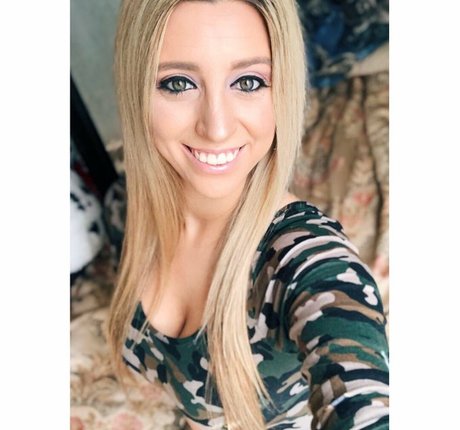 Hannah Murrell 高品質モデル 画像