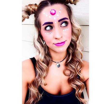 陸軍の熟女オンリーファンズ 素敵 画像