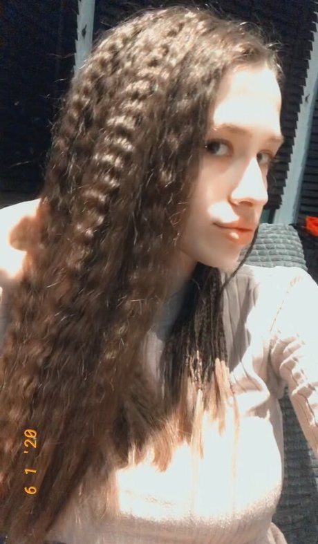 Chloe Carter プロフィール写真