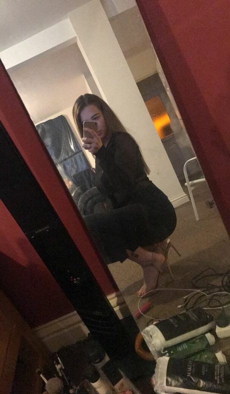 Chloe Carter ヌード女優 写真