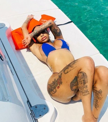 flyyytattedsky 最高のスター 写真