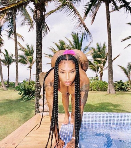 flyyytattedsky ポルノスター 素敵 画像