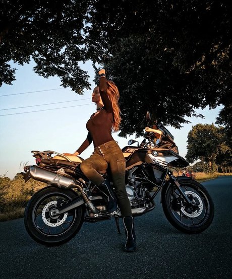 Hyrula xxxモデル アーカイブ