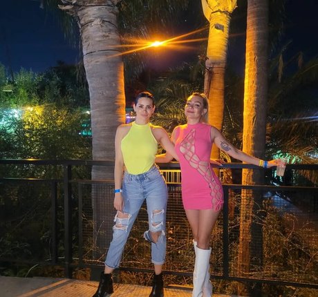 エボニーフィットネスオンリーファンズ アダルト 写真