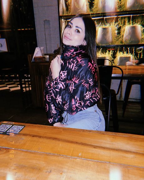 巨尻熟女オンリーファンズ セックス 写真