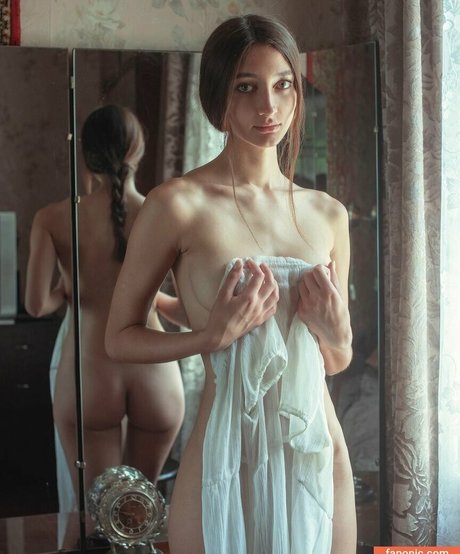 Anastasiia Zaharenko 高品質モデル 画像