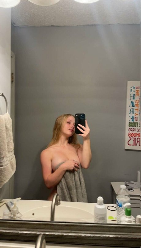 Thekylieshay ヌード女優 写真