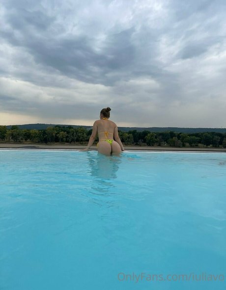 デカ尻ティーンオンリーファンズ ポルノ 写真